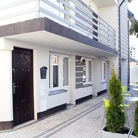 Ekonomiczne- Male Pokoje Goscinne Dask Holiday Łeba Eksteriør billede